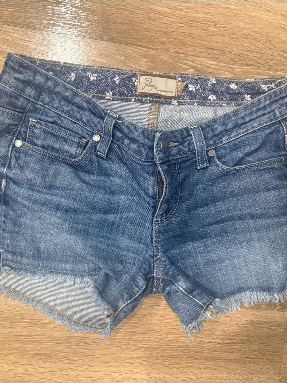 PAIGE Blue Denim Frayed Hem Women's Shorts
